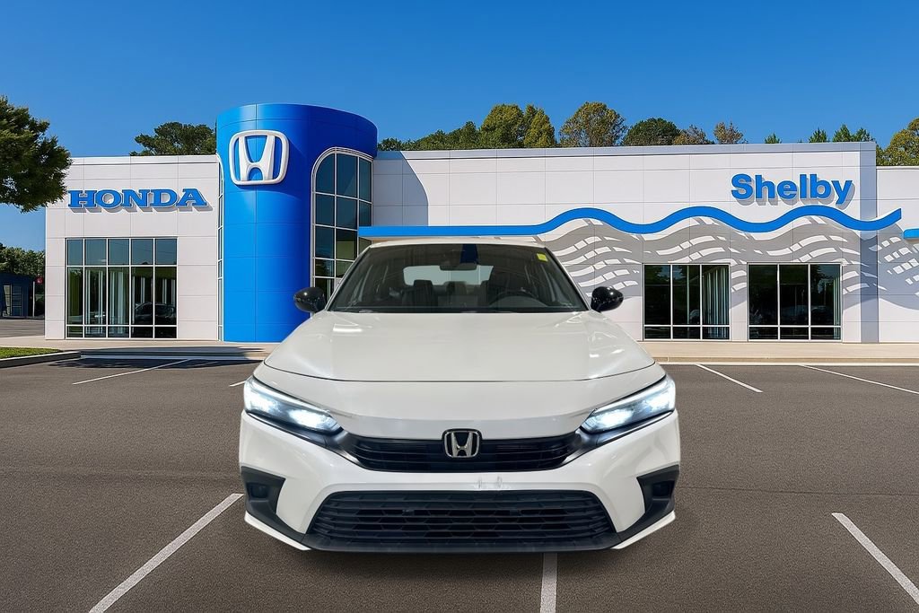 Used 2023 Honda Civic Sport image 3