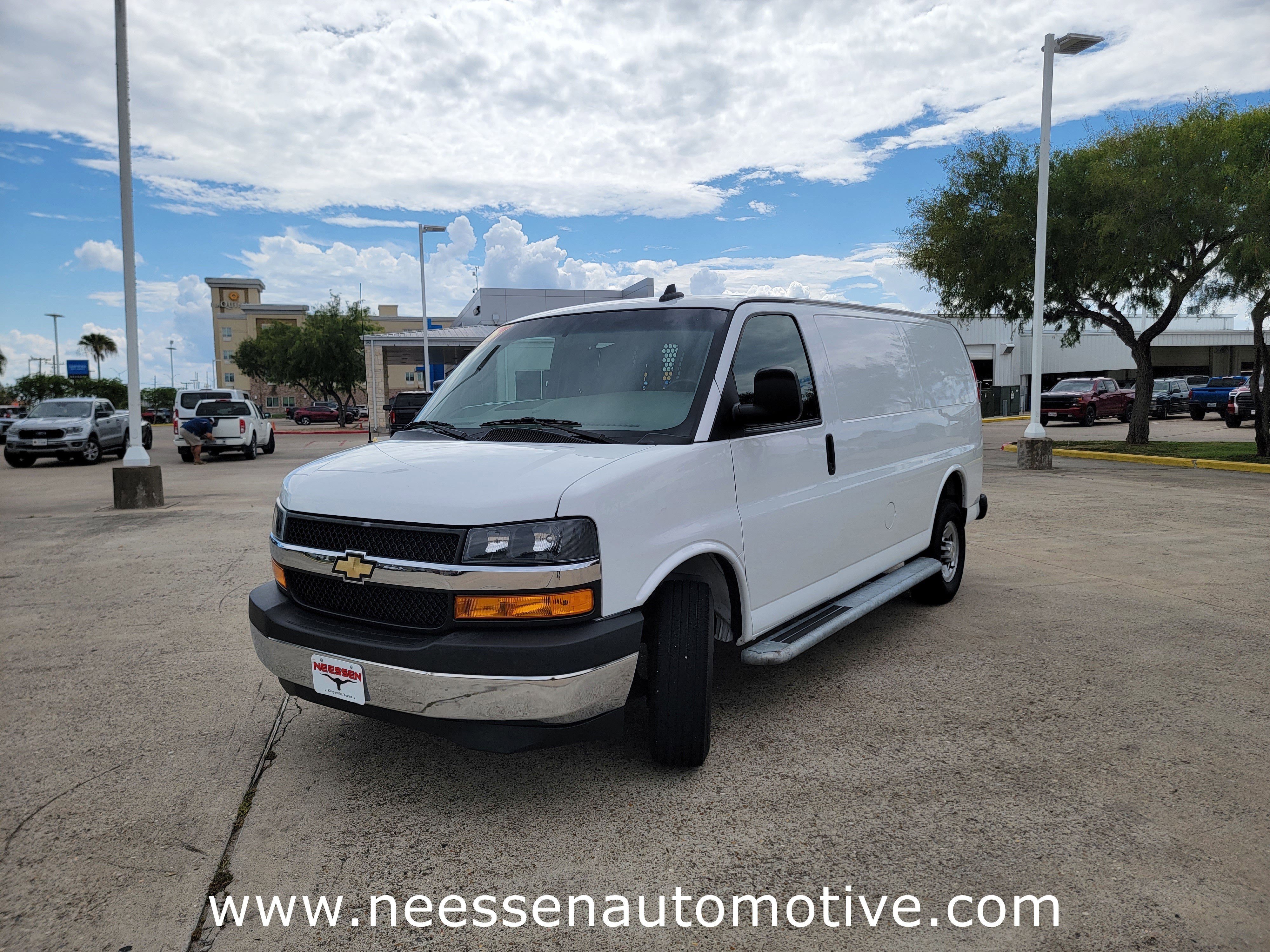 Used 2023 Chevrolet Express 2500 w/ Driver Convenience Package image 3