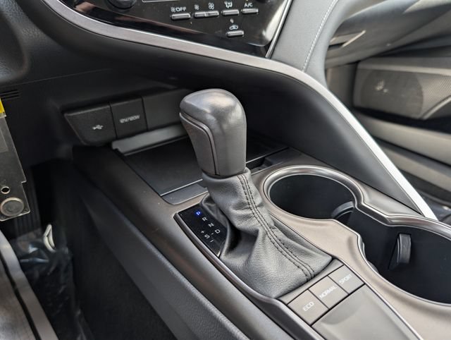 Used 2023 Toyota Camry SE FWD image 23