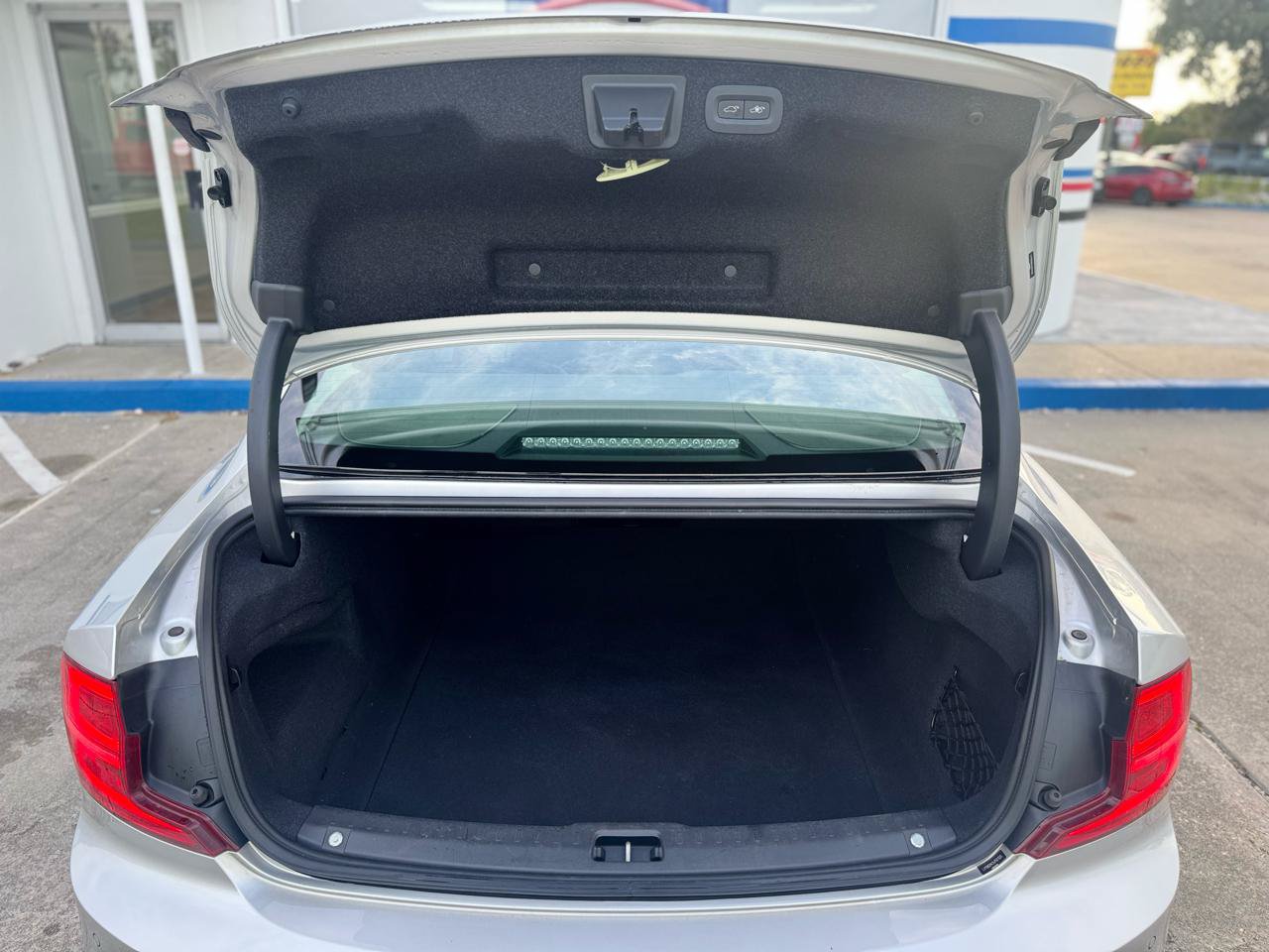 Used 2018 Volvo S90 T5 Momentum w/ Convenience Package AWD/4WD image 64