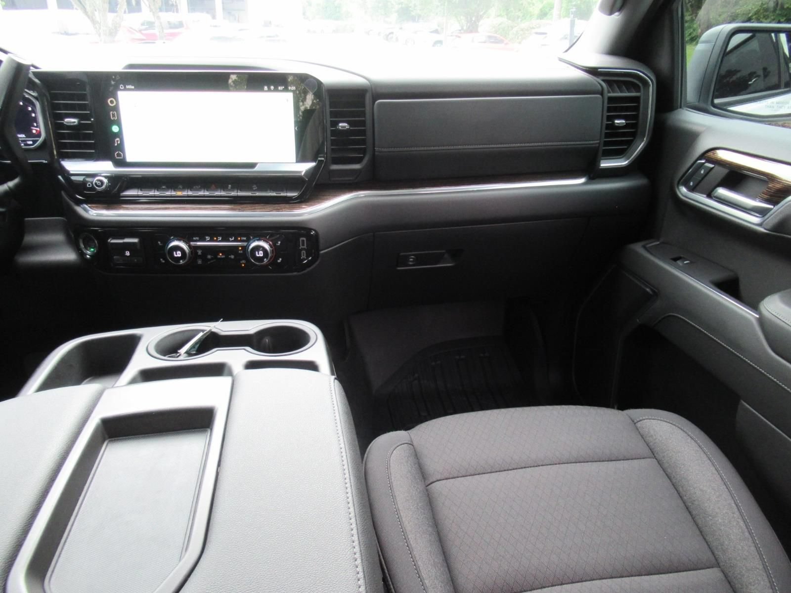 Used 2024 GMC Sierra 1500 Elevation w/ LPO, Elevation Black Package AWD/4WD image 13