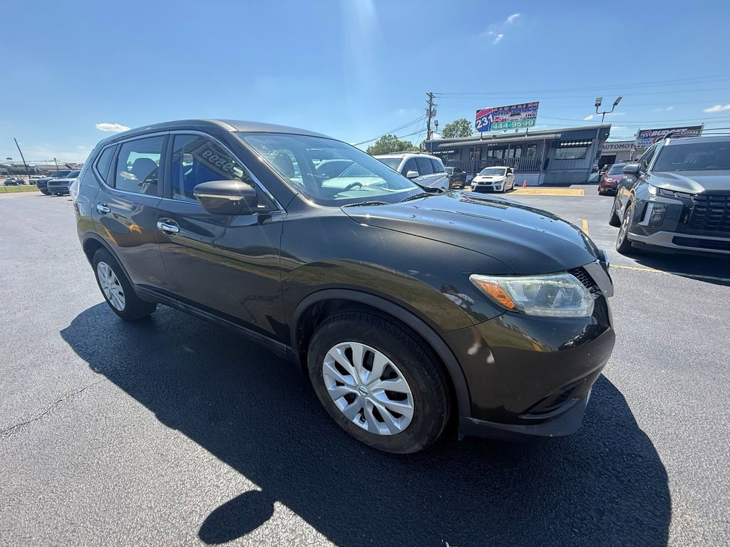 Used 2014 Nissan Rogue S FWD image 1