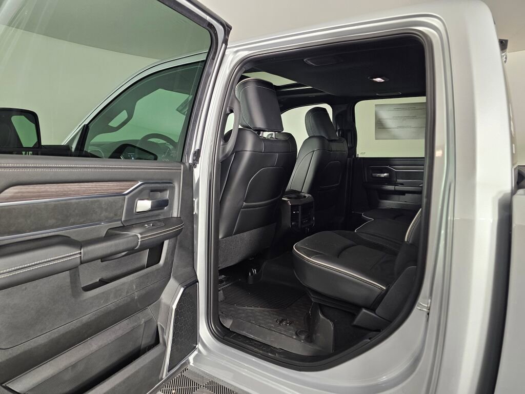 New 2026 RAM 3500 Laramie w/ Night Edition AWD/4WD image 34
