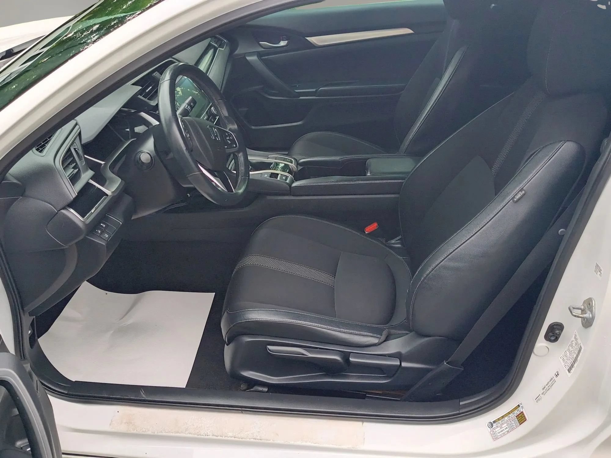 Used 2019 Honda Civic Sport image 6