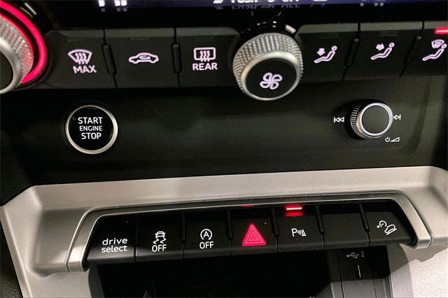 Certified 2025 Audi Q3 2.0T Premium w/ Convenience Package image 23