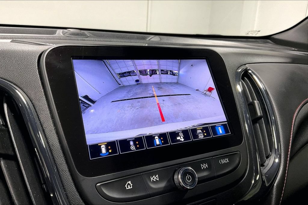 Used 2022 Chevrolet Equinox RS w/ RS Leather Package FWD image 27