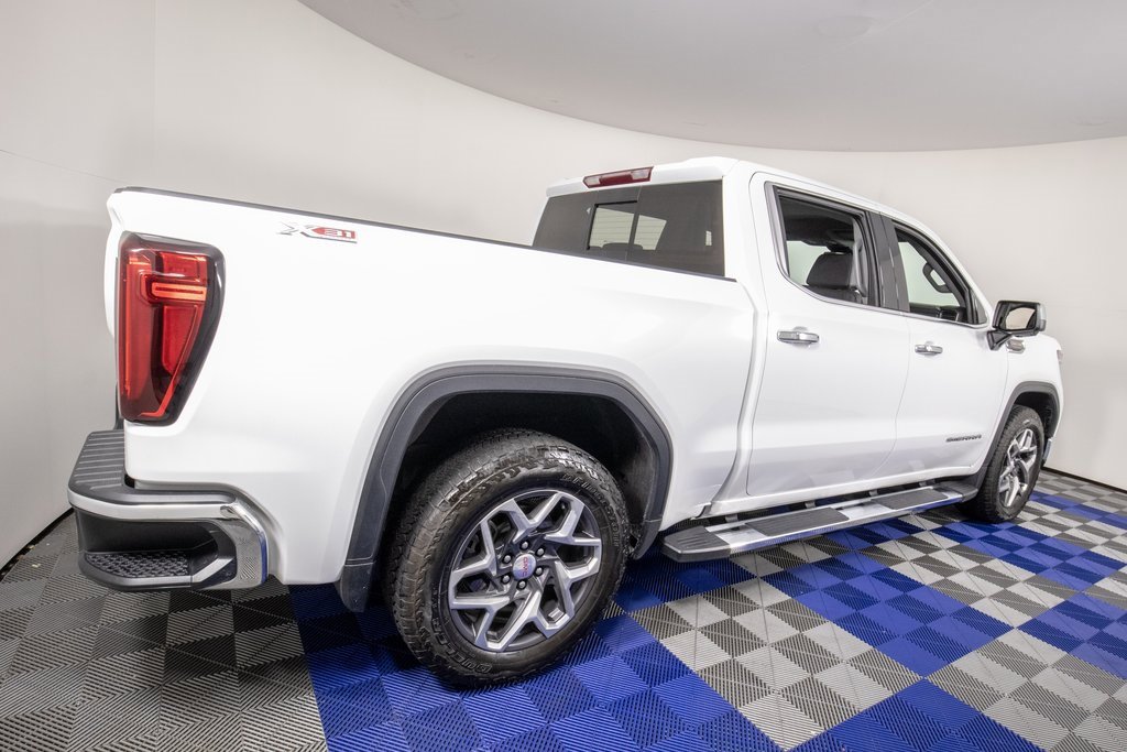 Used 2023 GMC Sierra 1500 SLT w/ SLT Premium Package image 4