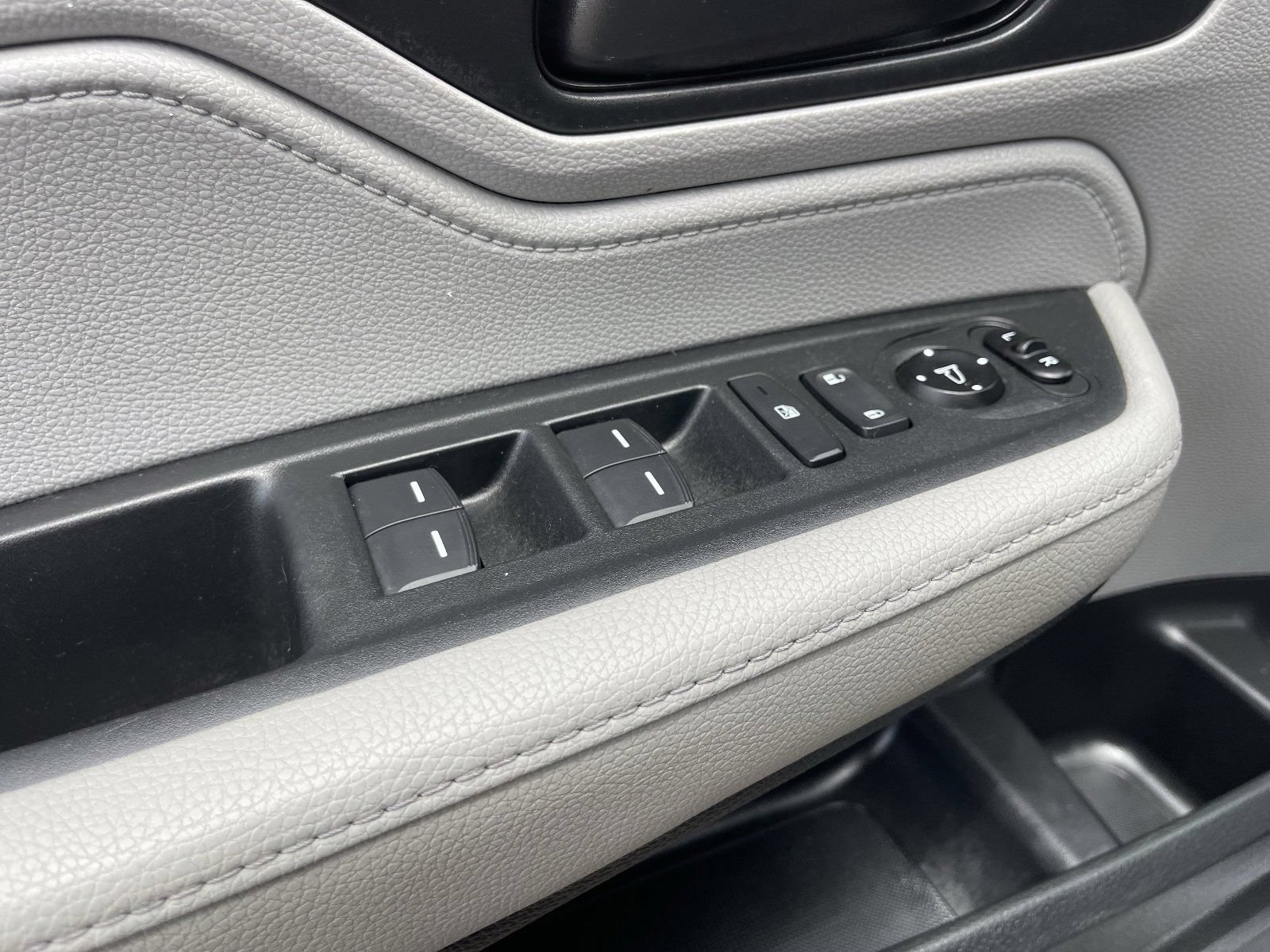 Used 2019 Honda Odyssey EX-L image 23