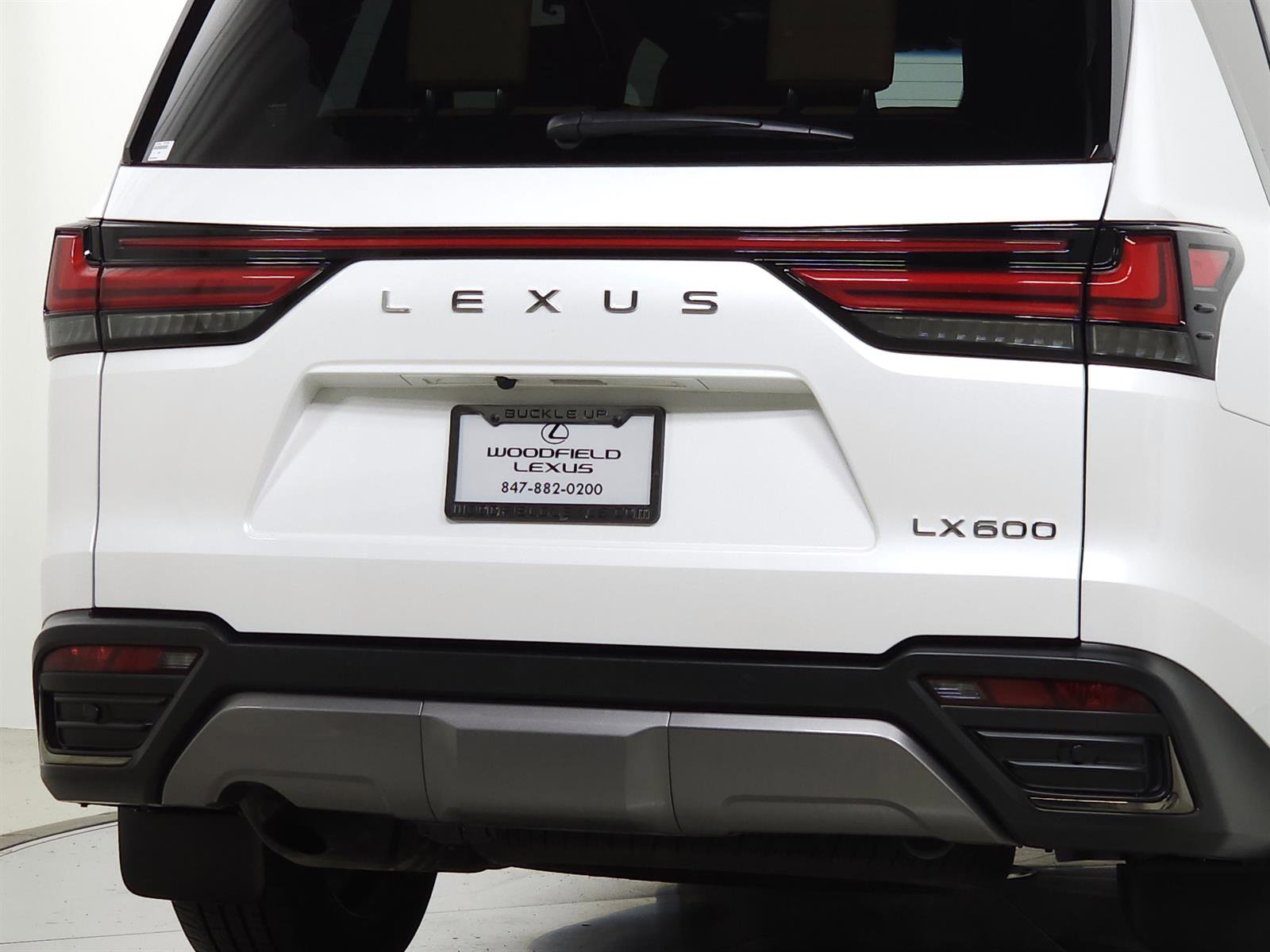 Used 2023 Lexus LX 600 4WD w/ Appearance Package image 11