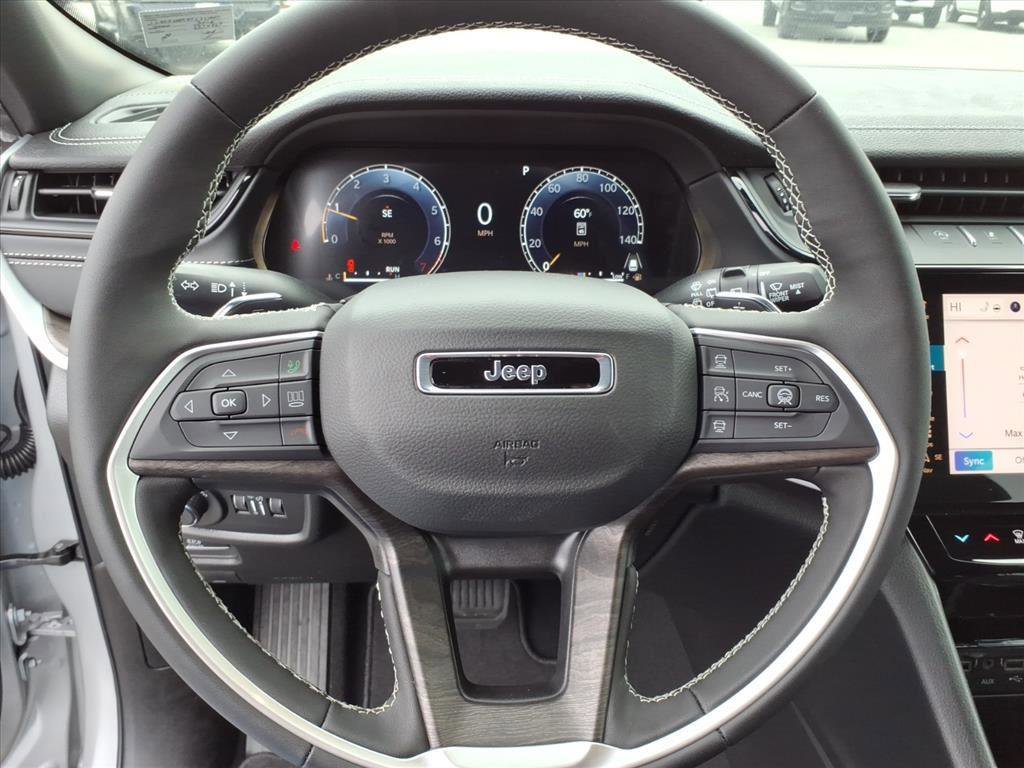 New 2026 Jeep Grand Cherokee Limited image 12