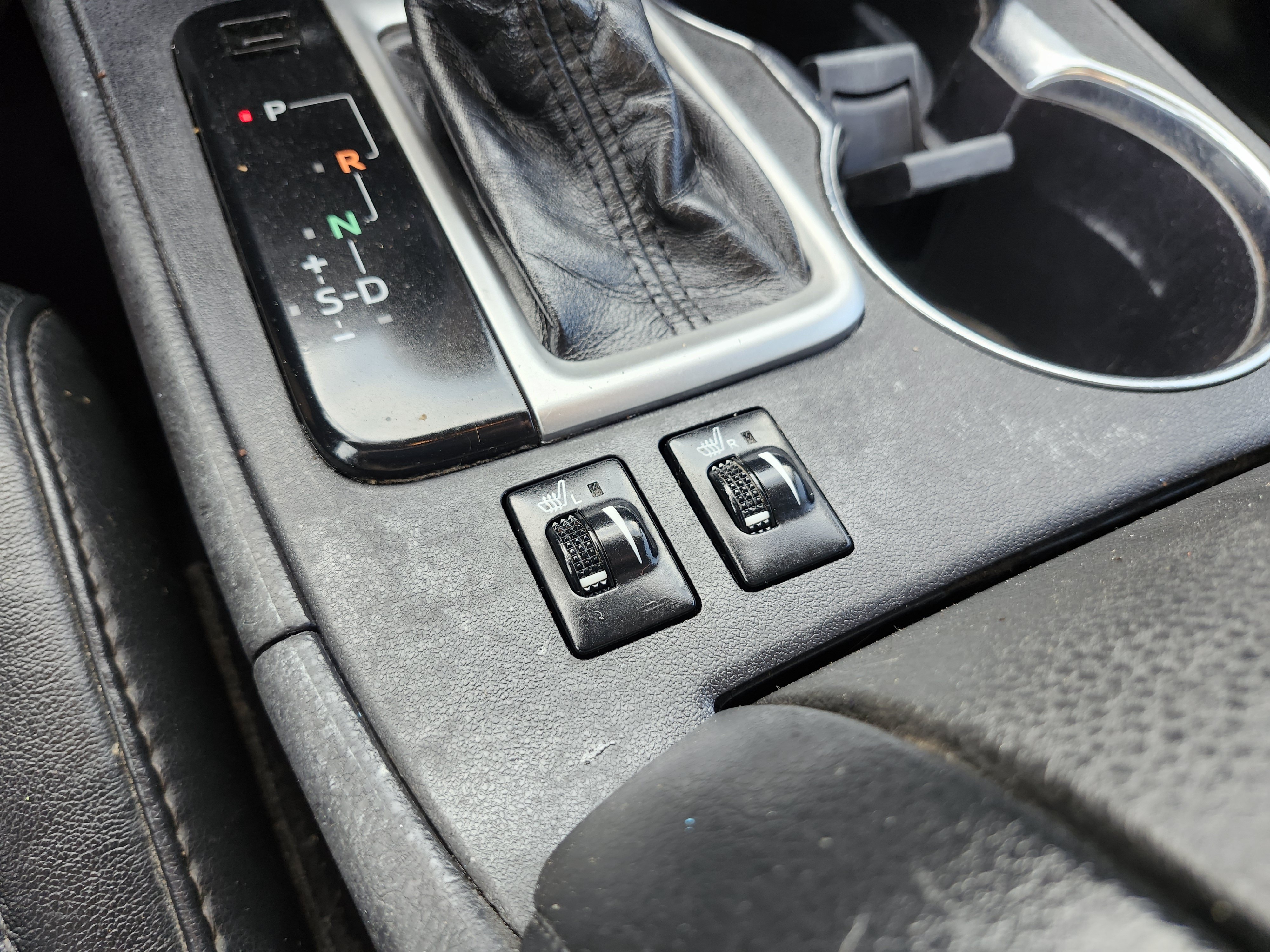 Used 2018 Toyota Highlander SE AWD/4WD image 11
