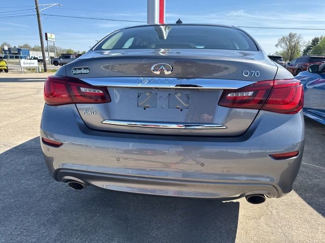 Used 2019 INFINITI Q70 Luxe image 9