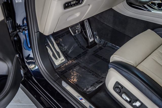 Used 2020 BMW X7 xDrive40i w/ M Sport Package AWD/4WD image 40