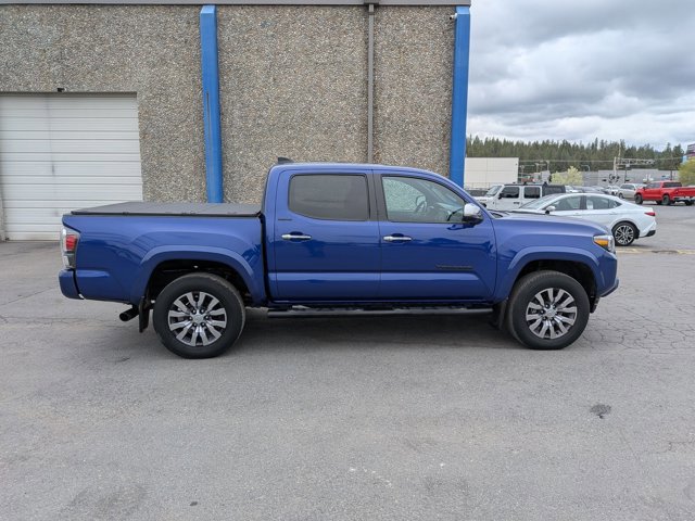 Used 2022 Toyota Tacoma Limited image 4