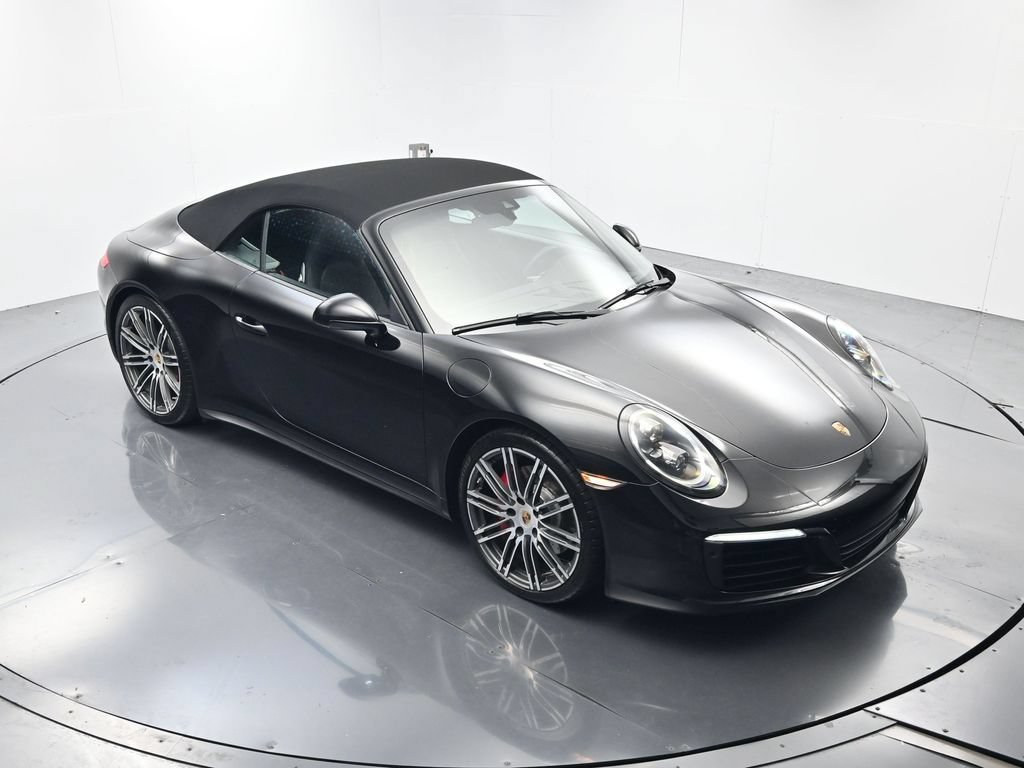 Certified 2019 Porsche 911 Carrera 4S AWD/4WD image 39