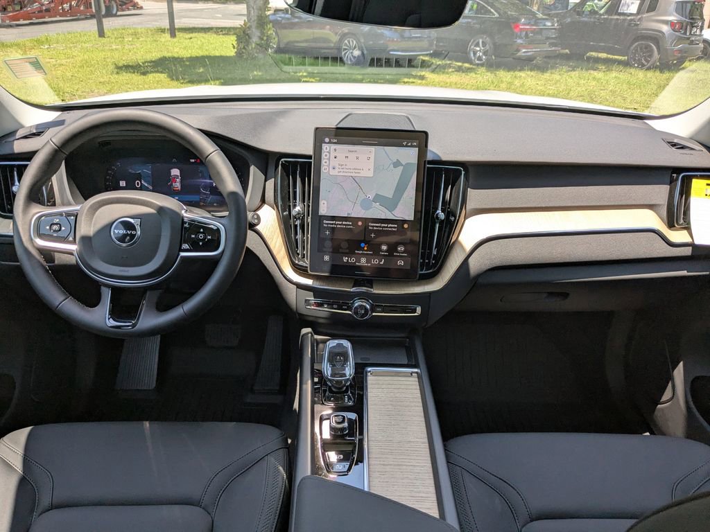 New 2026 Volvo XC60 B5 Core image 15