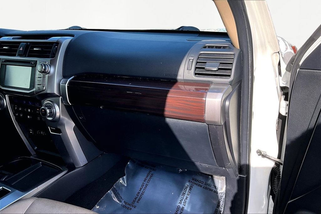 Used 2014 Toyota 4Runner Limited image 17