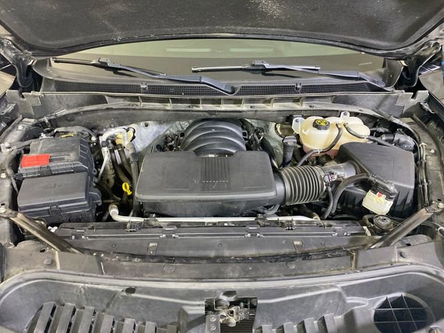Used 2023 GMC Yukon AT4 w/ AT4 Premium Package AWD/4WD image 16
