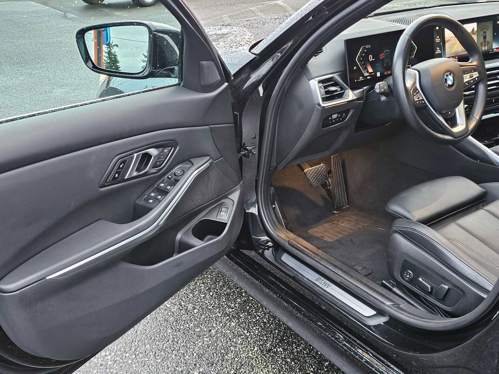 Used 2024 BMW 330i xDrive Sedan image 19