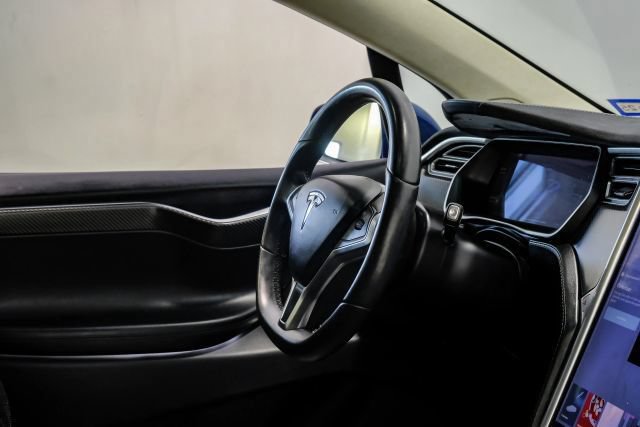 Used 2016 Tesla Model X 90D AWD/4WD image 21