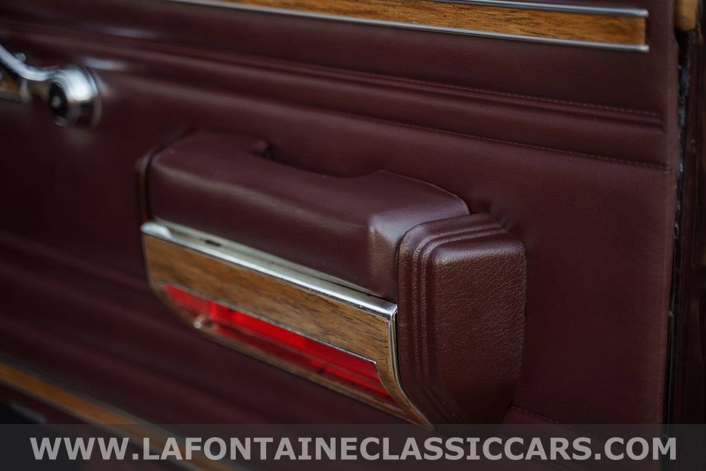 Used 1991 Jeep Grand Wagoneer image 97