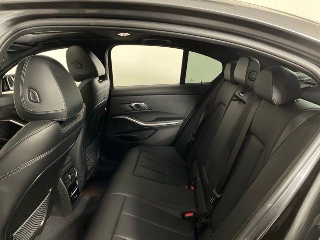 Used 2022 BMW 330i xDrive Sedan w/ Premium Package image 38