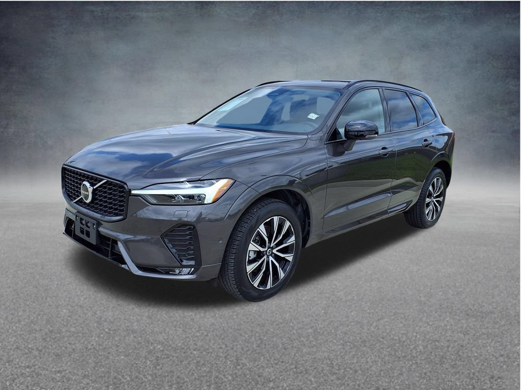 Certified 2025 Volvo XC60 B5 Plus AWD/4WD image 4