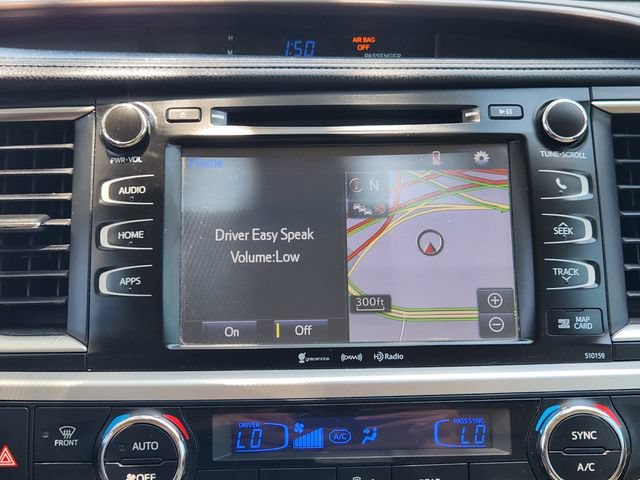 Used 2016 Toyota Highlander XLE FWD image 17