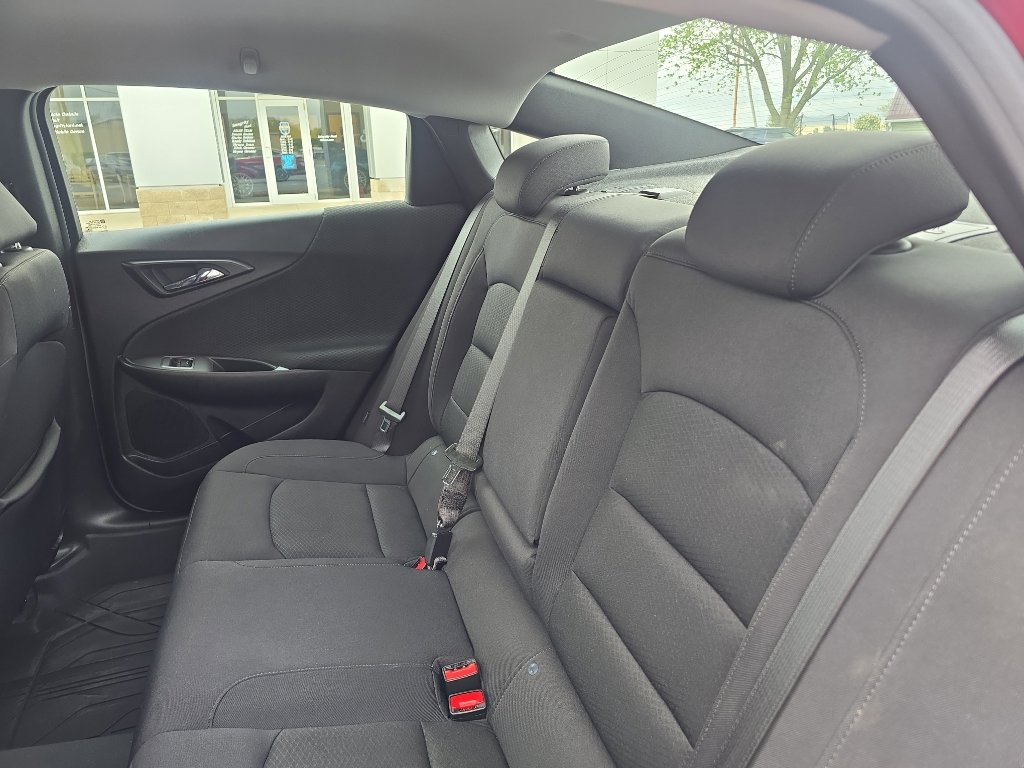 Used 2023 Chevrolet Malibu LT FWD image 14