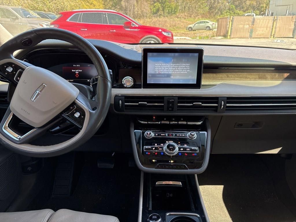 Used 2022 Lincoln Corsair Grand Touring w/ Elements Technology Bundle image 10