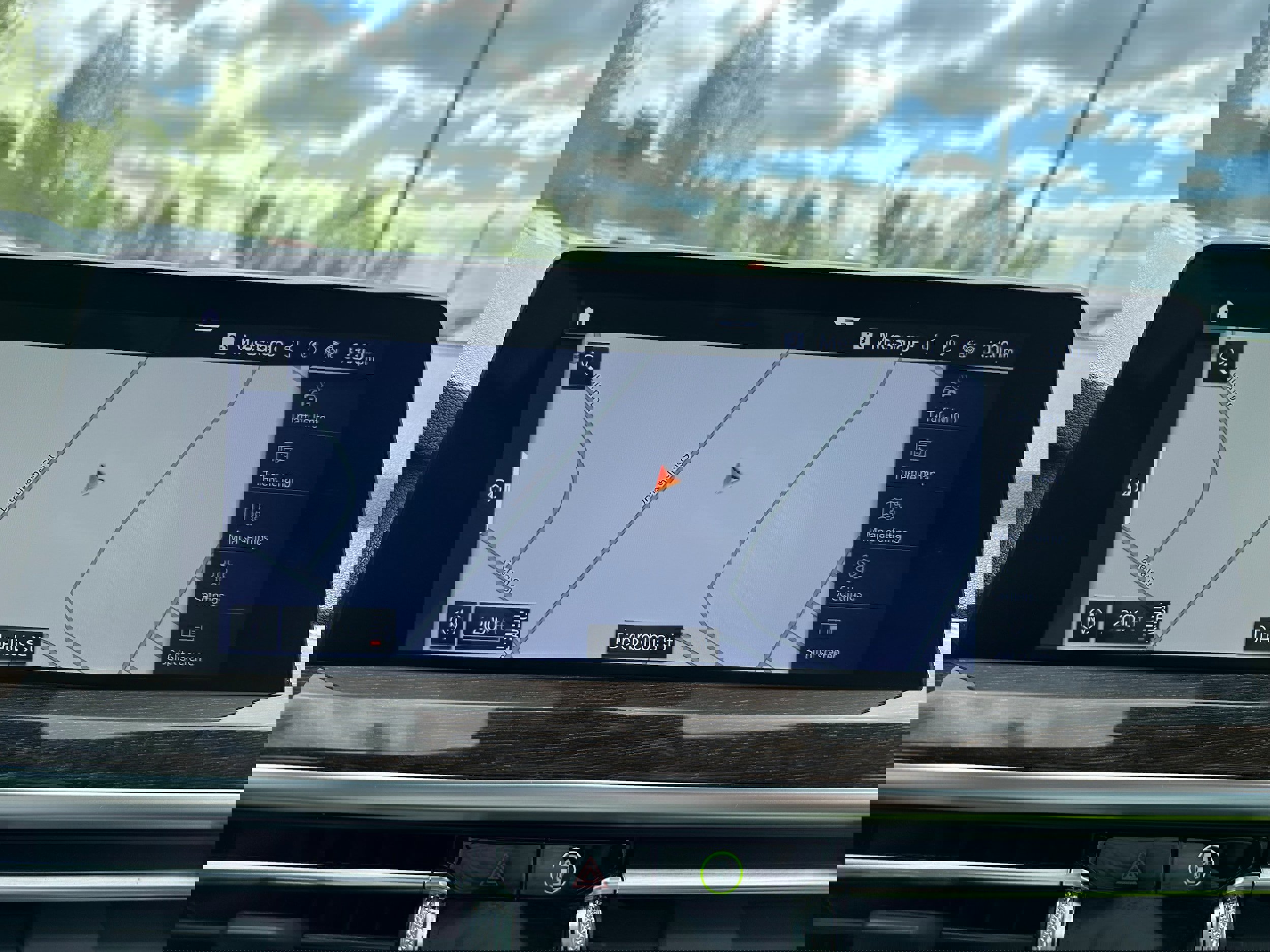 Used 2023 BMW X3 xDrive30i w/ Convenience Package image 40