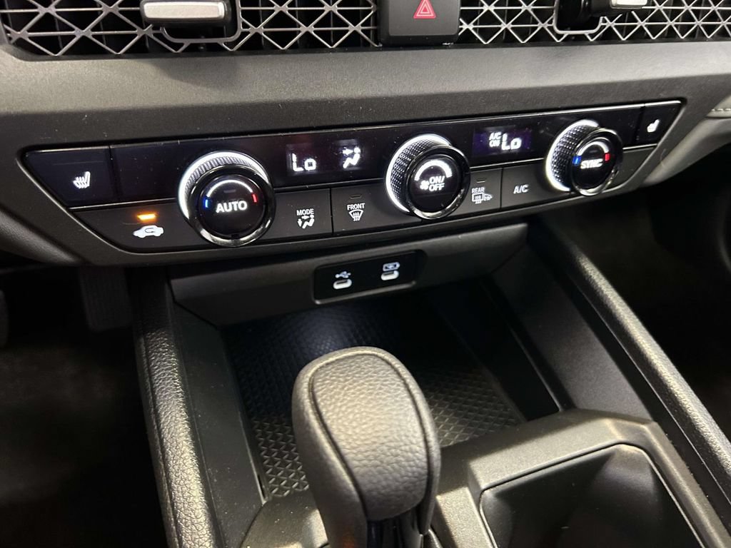 Used 2024 Honda Accord EX image 22