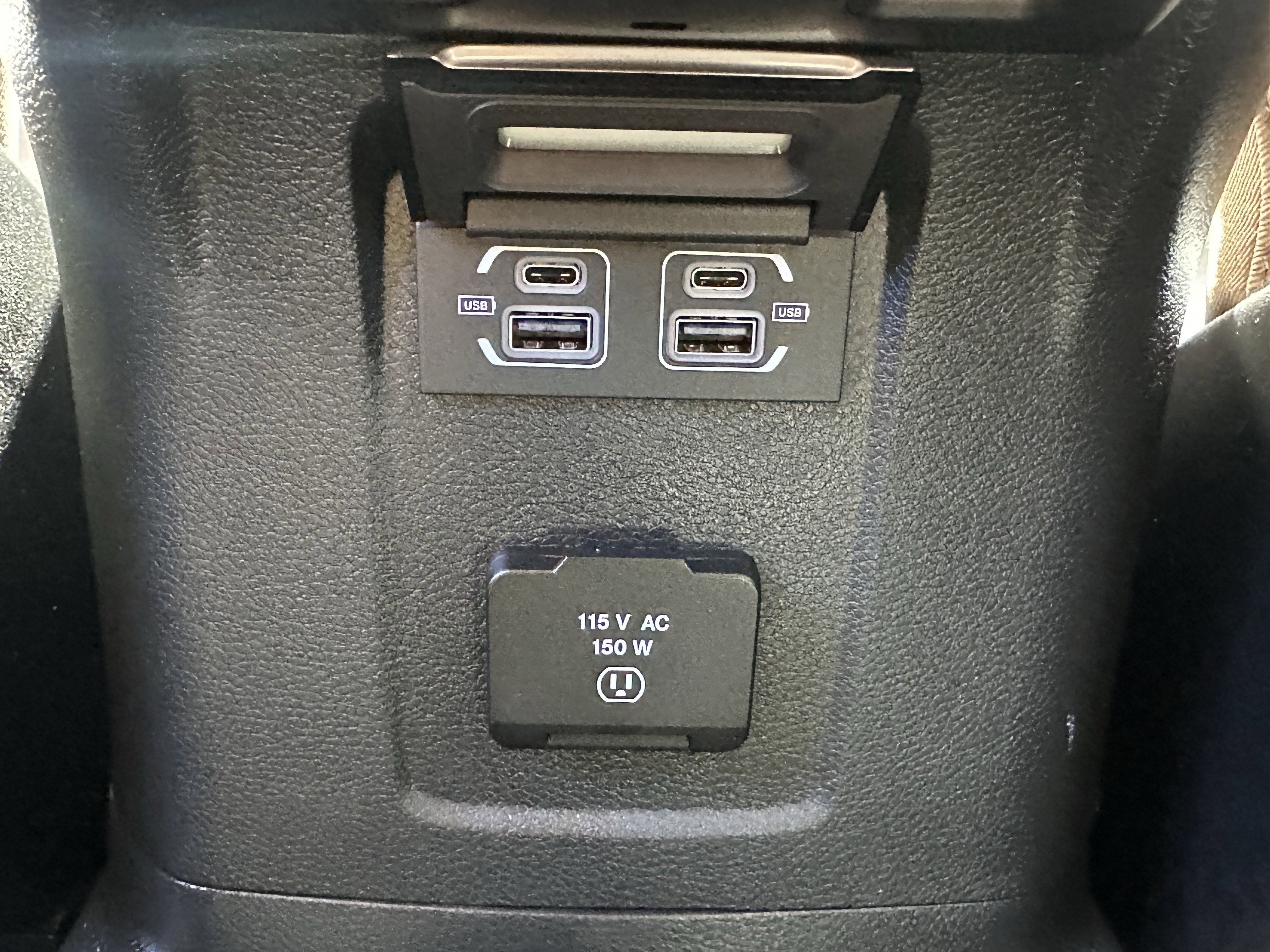 Used 2023 Jeep Wrangler Sahara w/ Cold Weather Group image 22