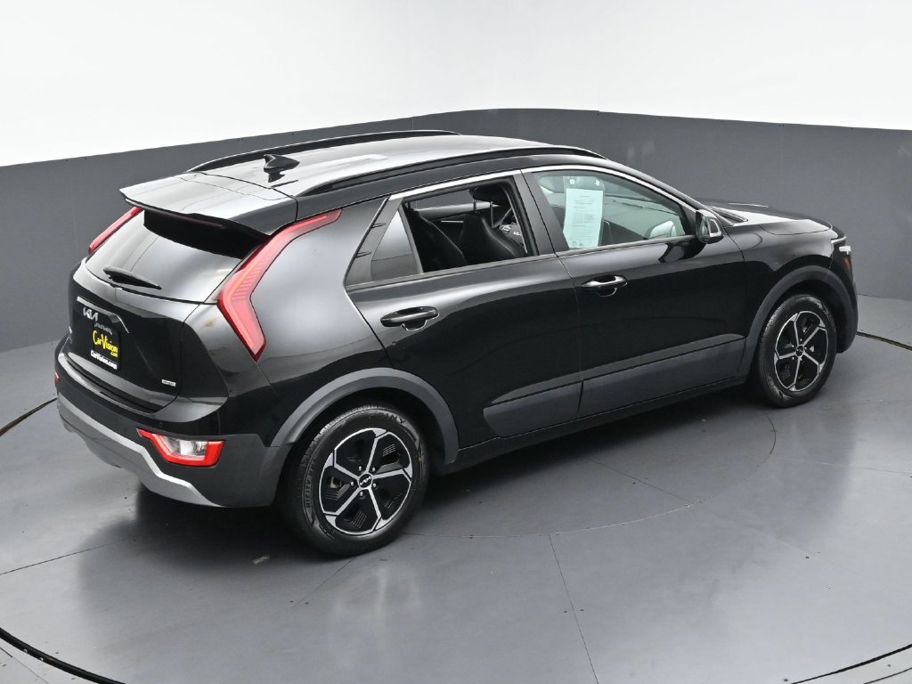 Used 2023 Kia Niro EX FWD image 40
