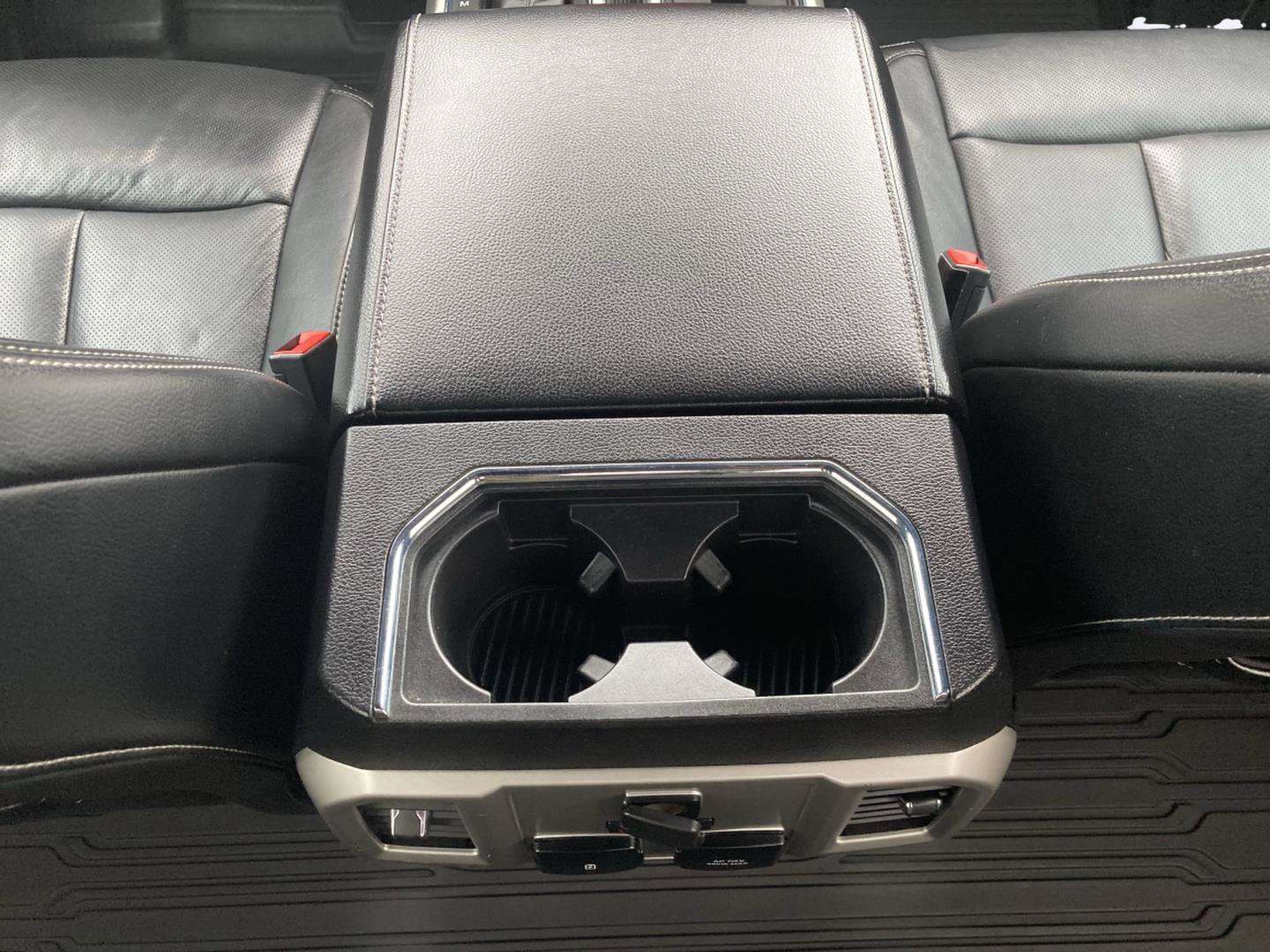 Used 2018 Ford F150 Lariat w/ Equipment Group 502A Luxury image 28