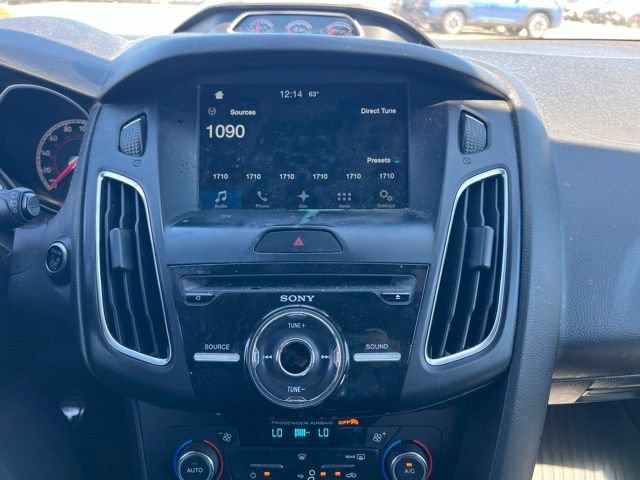 Used 2016 Ford Focus ST w/ Equipment Group 401A FWD image 18