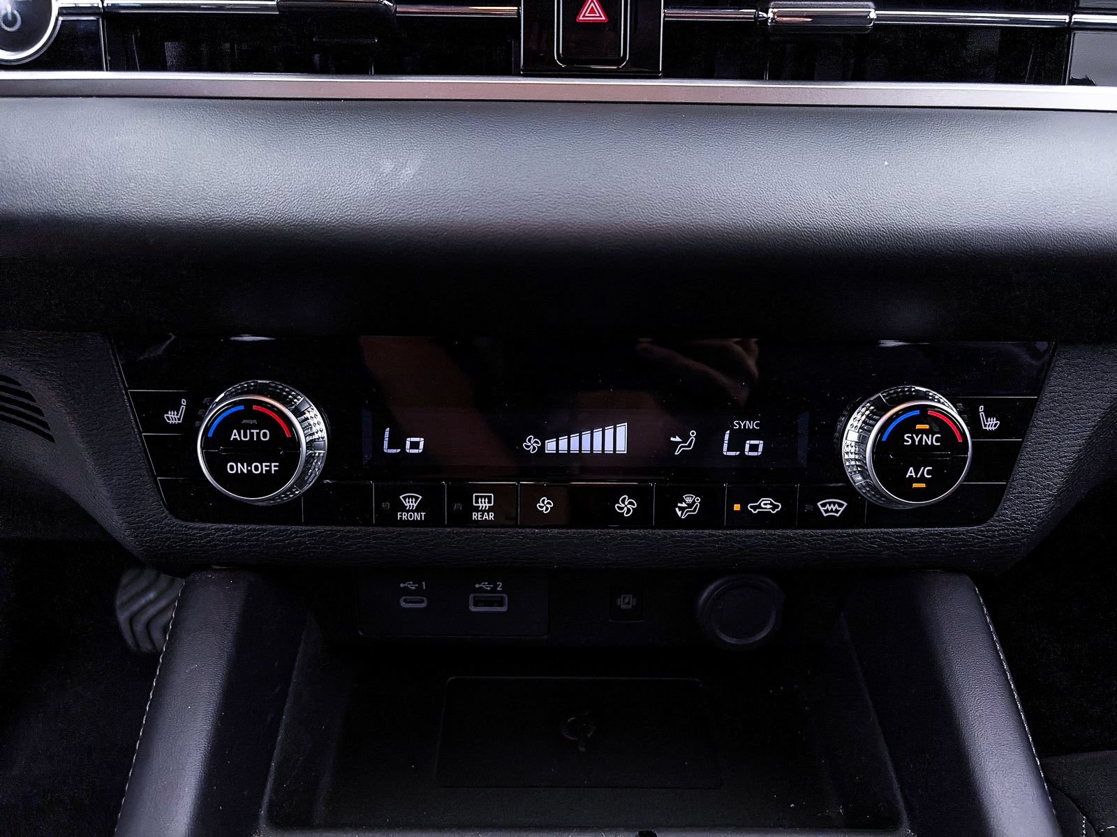 Used 2023 Mitsubishi Outlander SE AWD/4WD image 23