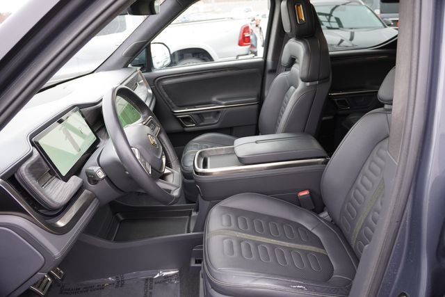 Used 2022 Rivian R1T Launch Edition image 16