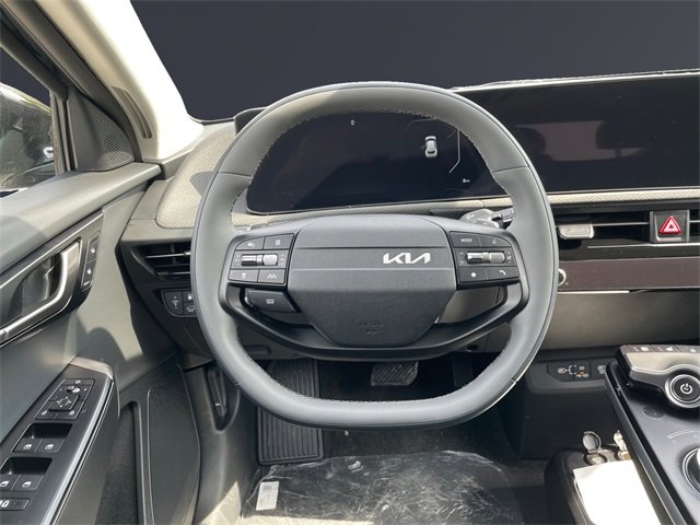 New 2025 Kia EV6 Wind image 13
