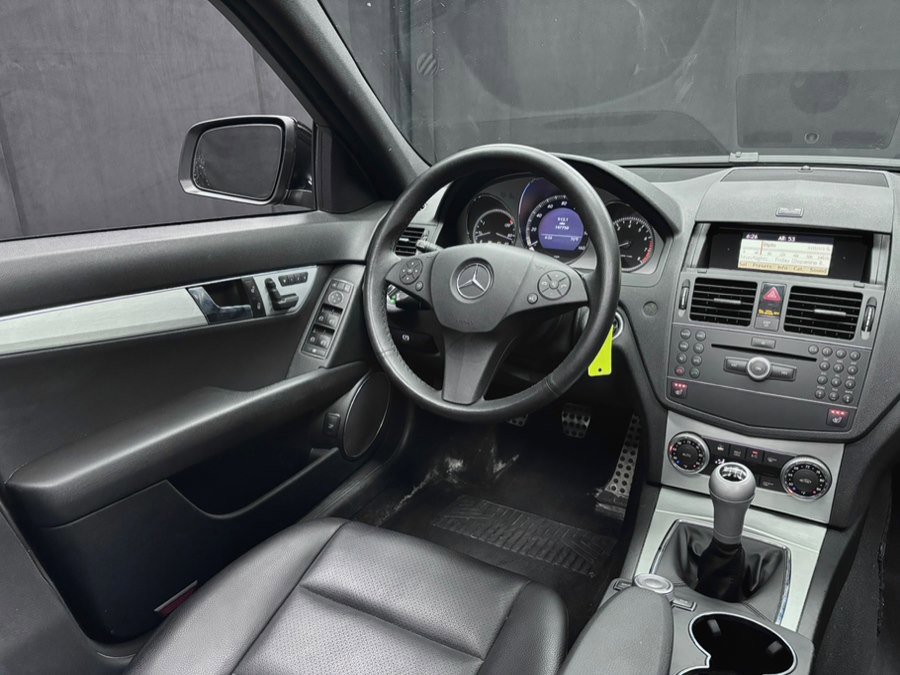 Used 2009 Mercedes-Benz C 300 Sport image 34