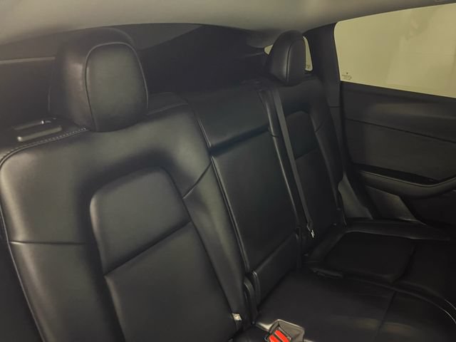 Used 2025 Tesla Model Y Long Range AWD/4WD image 13