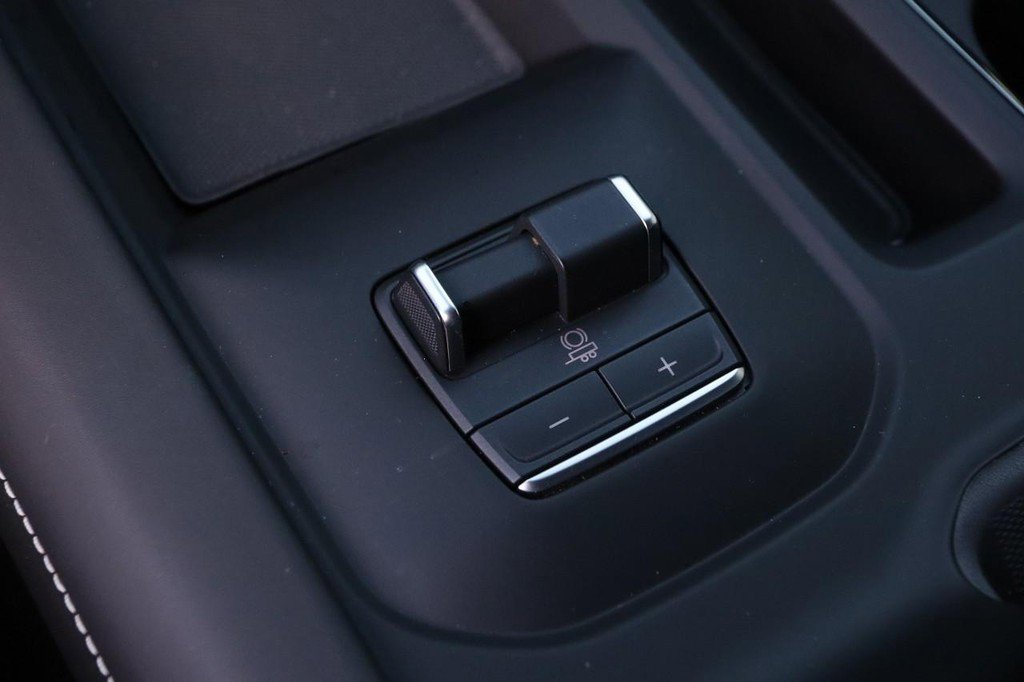 Used 2026 GMC Sierra 2500 AT4X image 20