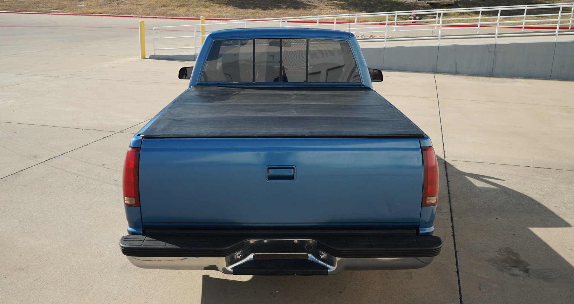 Used 1990 Chevrolet Silverado 1500 2WD Regular Cab image 11