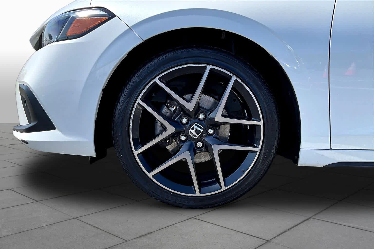 Used 2022 Honda Civic Sport Touring image 12