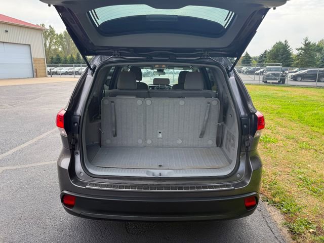 Used 2019 Toyota Highlander Plus image 3