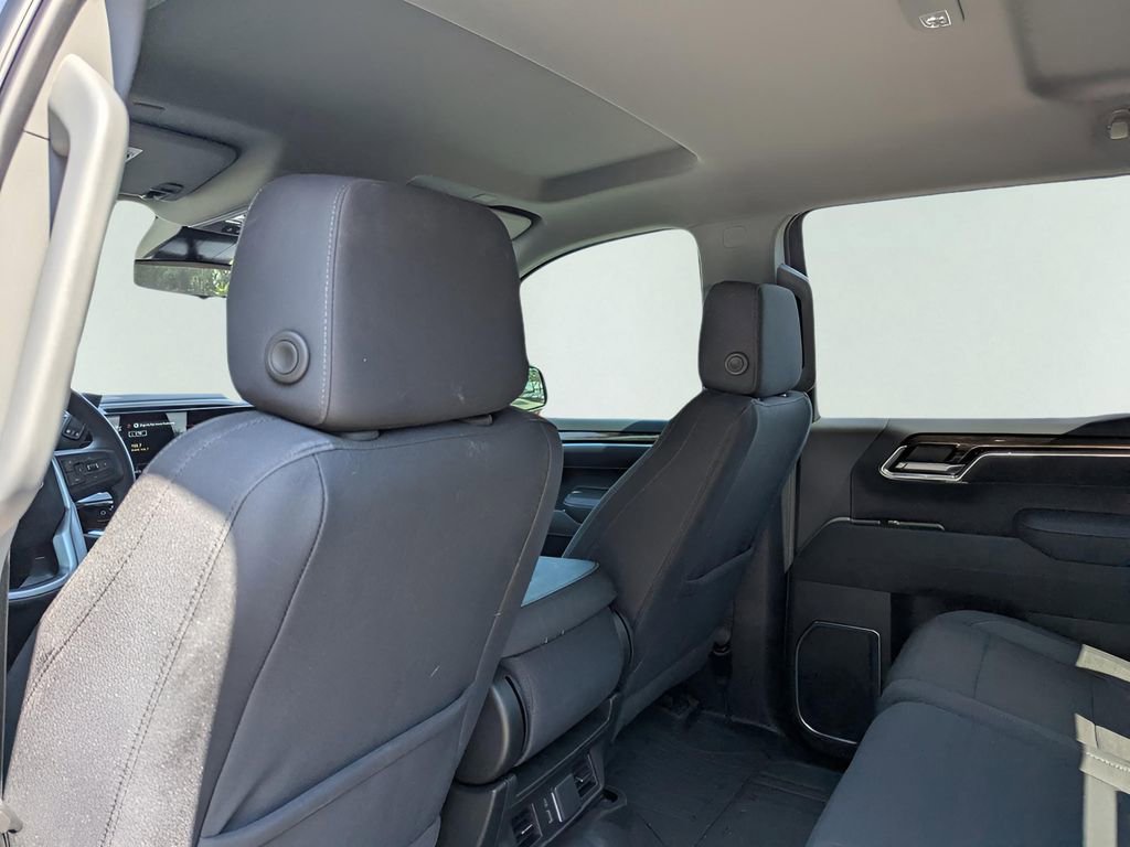 New 2025 GMC Sierra 1500 Elevation image 14