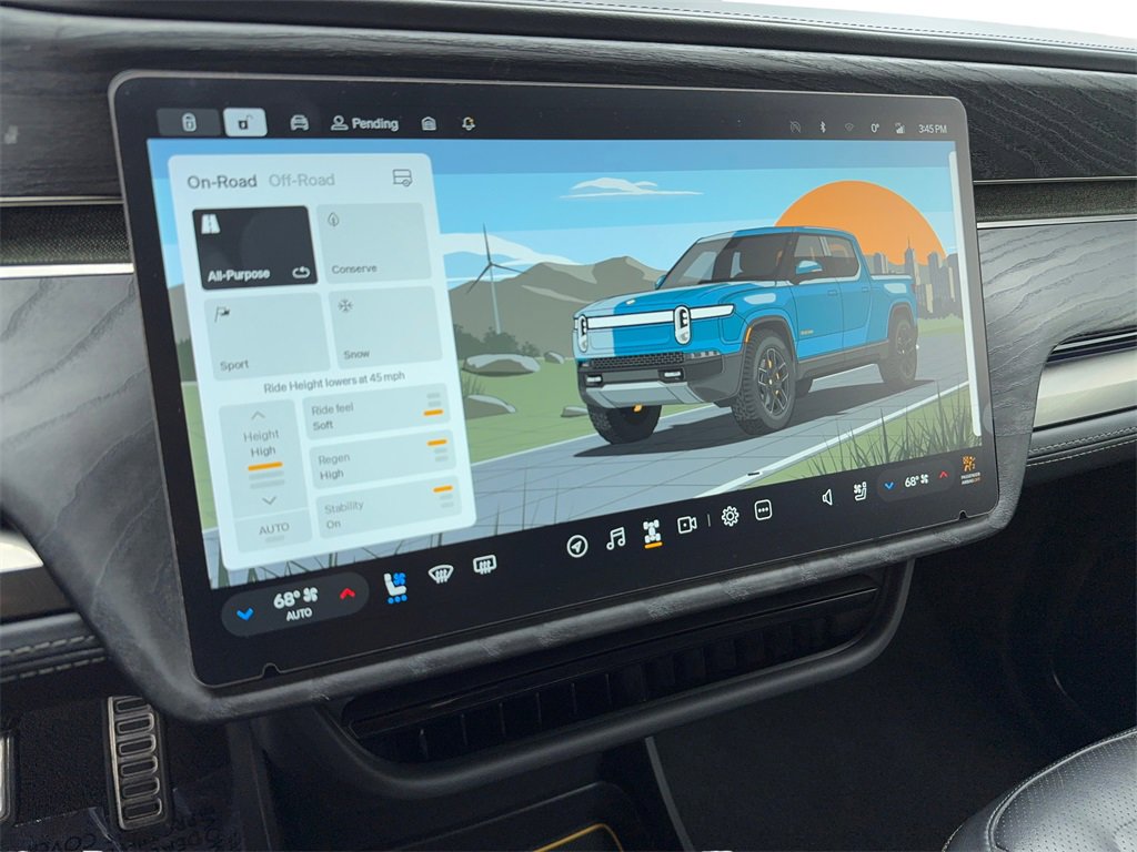 Used 2022 Rivian R1T Adventure image 34