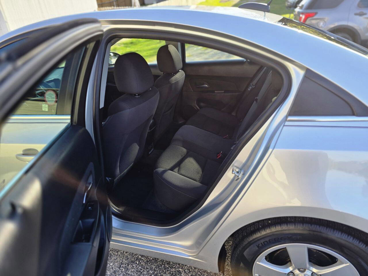 Used 2016 Chevrolet Cruze LT w/ Technology Package image 20