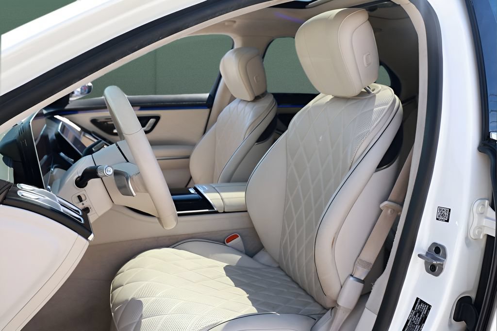Used 2022 Mercedes-Benz S 580 4MATIC Sedan image 2