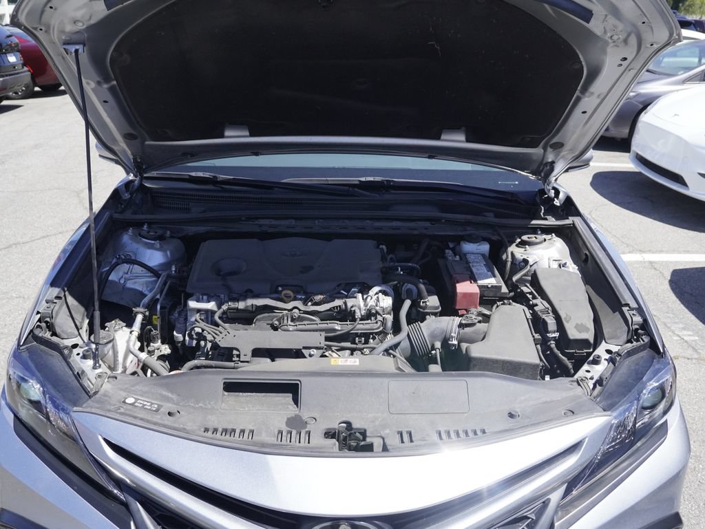 Used 2024 Toyota Camry SE FWD image 30